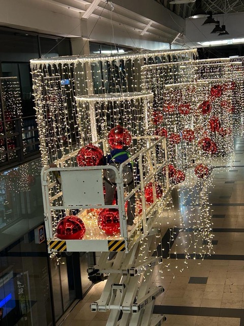 die stadtgalerie langenfeld im weihnachtsglanz: ein blick hinter die kulissen stadtgalerie langenfeld IMG 20231127 WA0006 Stadtgalerie Langenfeld